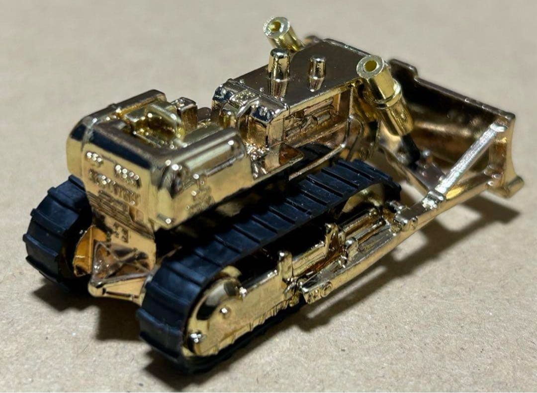 非売品 トミカ 赤箱70 コマツ ブルドーザ D65A 金メッキ