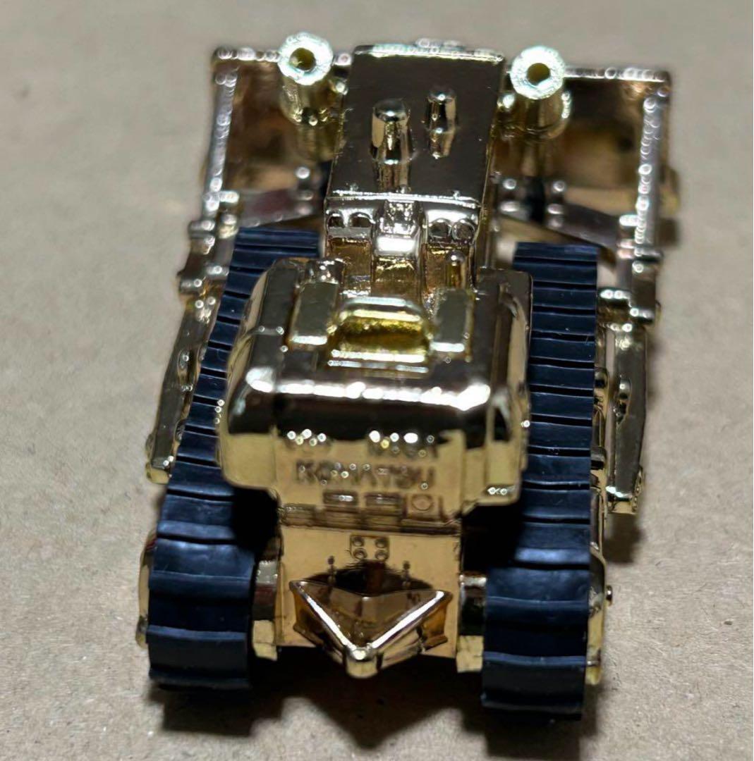 非売品 トミカ 赤箱70 コマツ ブルドーザ D65A 金メッキ