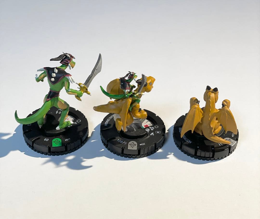 遊戯王　激レア　ベビードラゴン　ヒーロークリックス