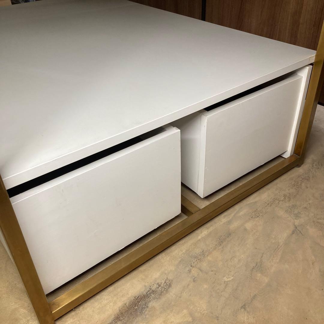 【引き取り限定】定価11万以上！店舗什器　トロッコ引き出し付き　３段テーブル