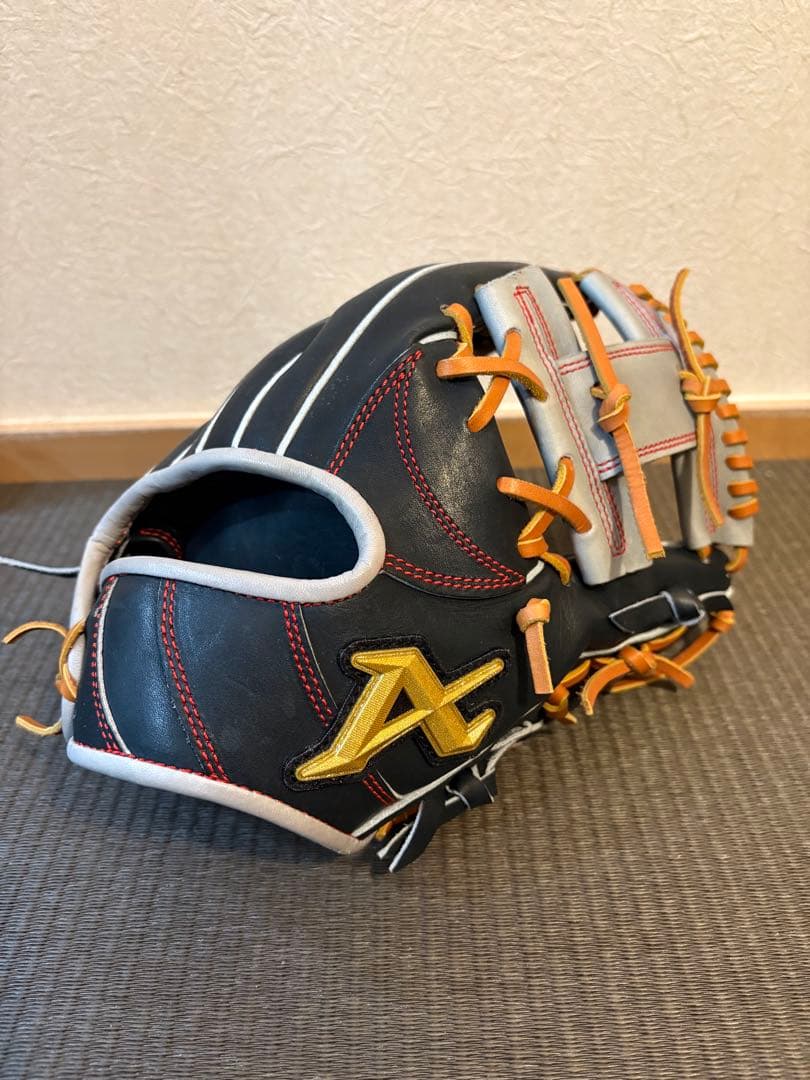 アトムズ　軟式内野手用　グラブ　新品未使用