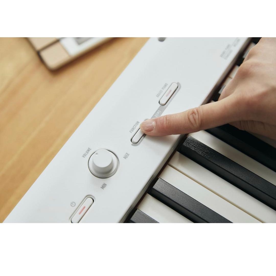 カシオ電子ピアノ CDP-S110WE (ホワイト) 88鍵盤 スリムデザイン