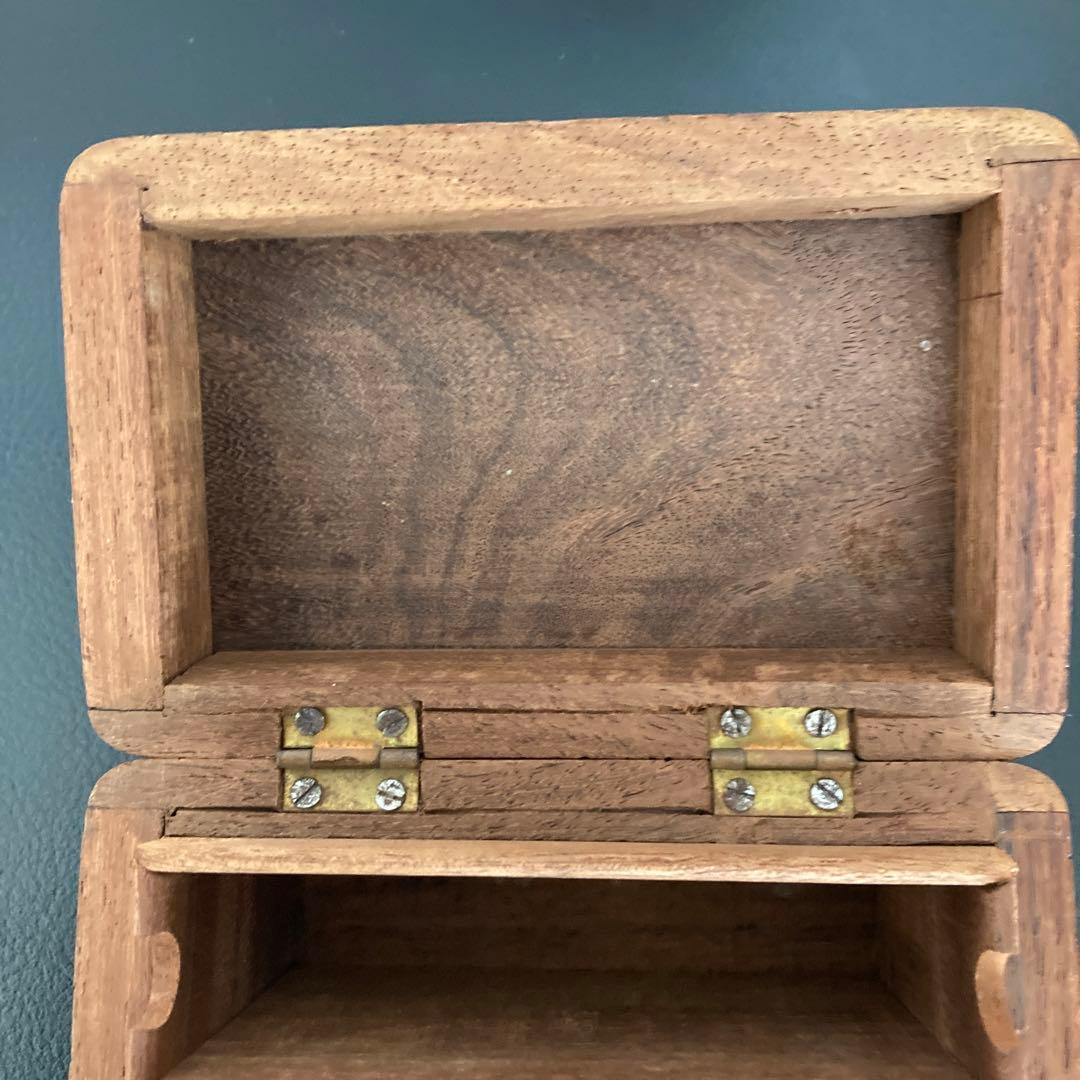 木製彫刻箱　カードケース　アンティーク　ヴィンテージ