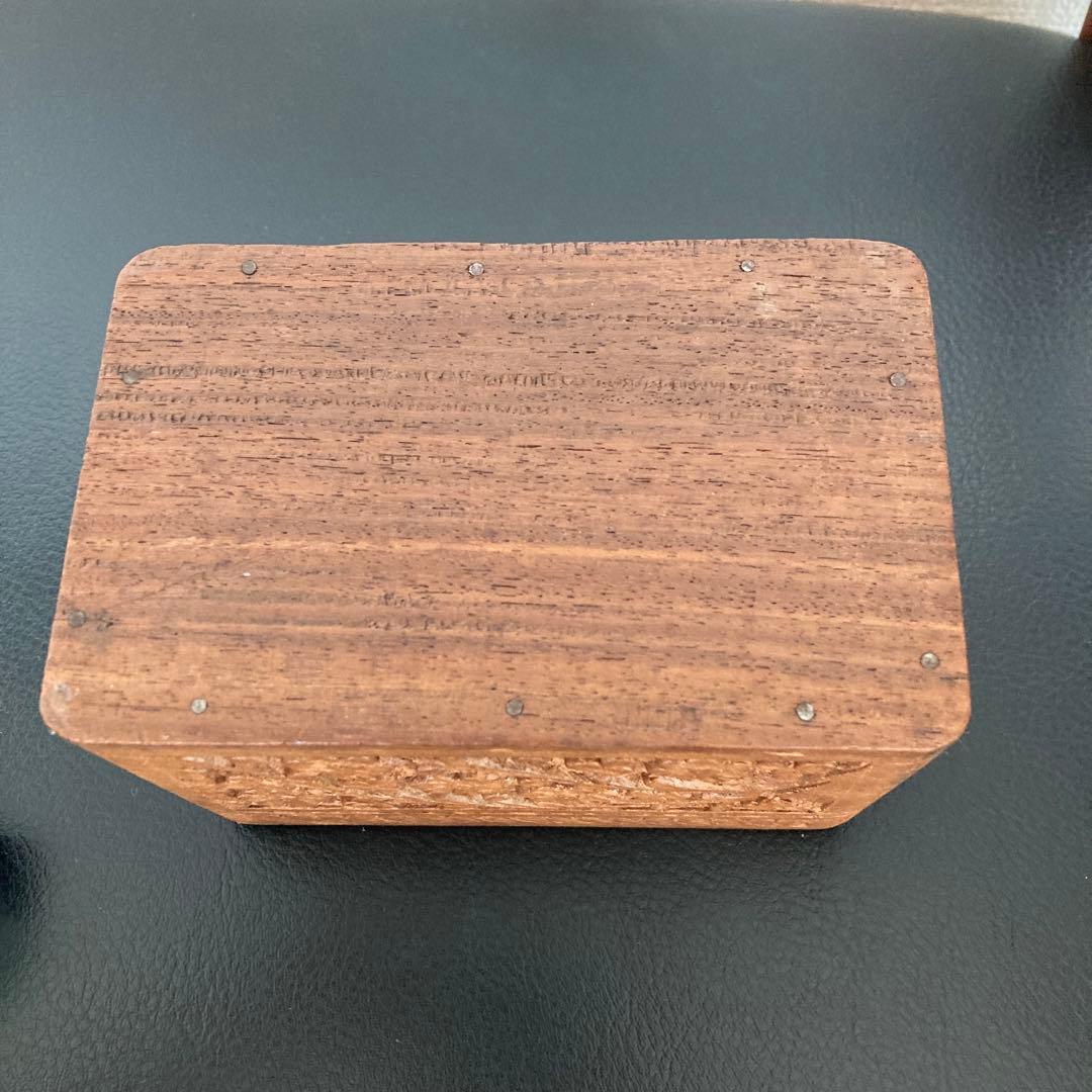 木製彫刻箱　カードケース　アンティーク　ヴィンテージ