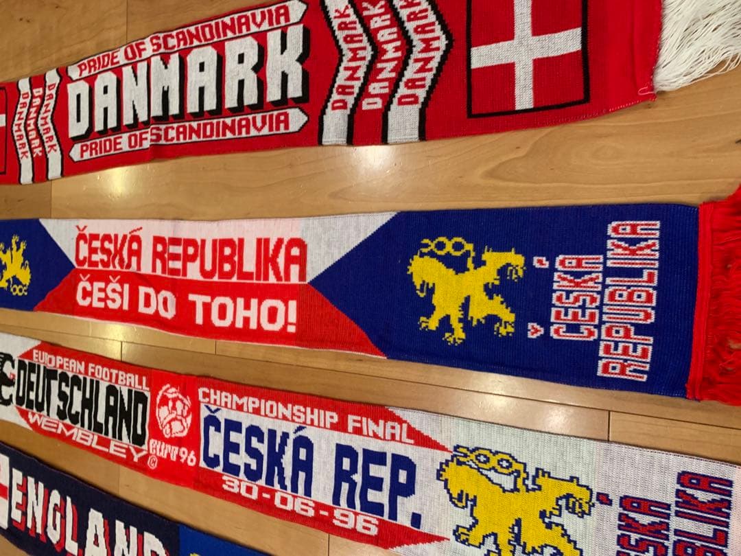 【最終値下げ】サッカー　海外　マフラーセット　現地調達　5点セット