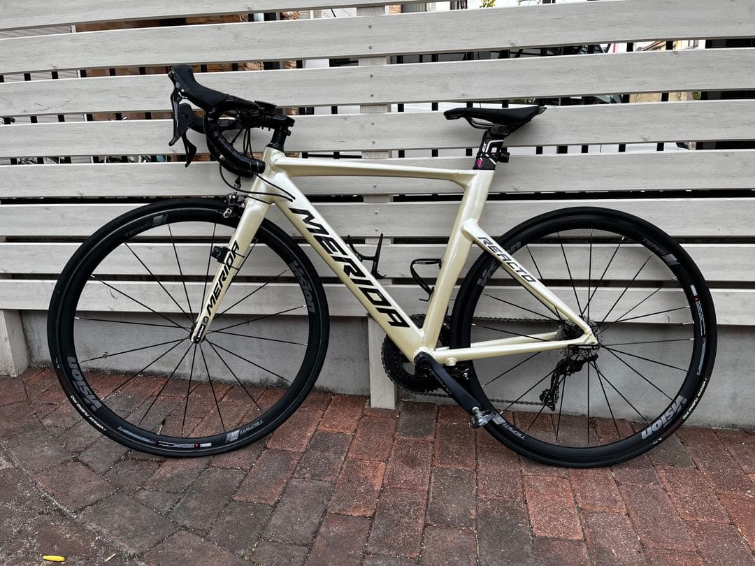 MERIDA ロードバイク クリーム色 REACTO