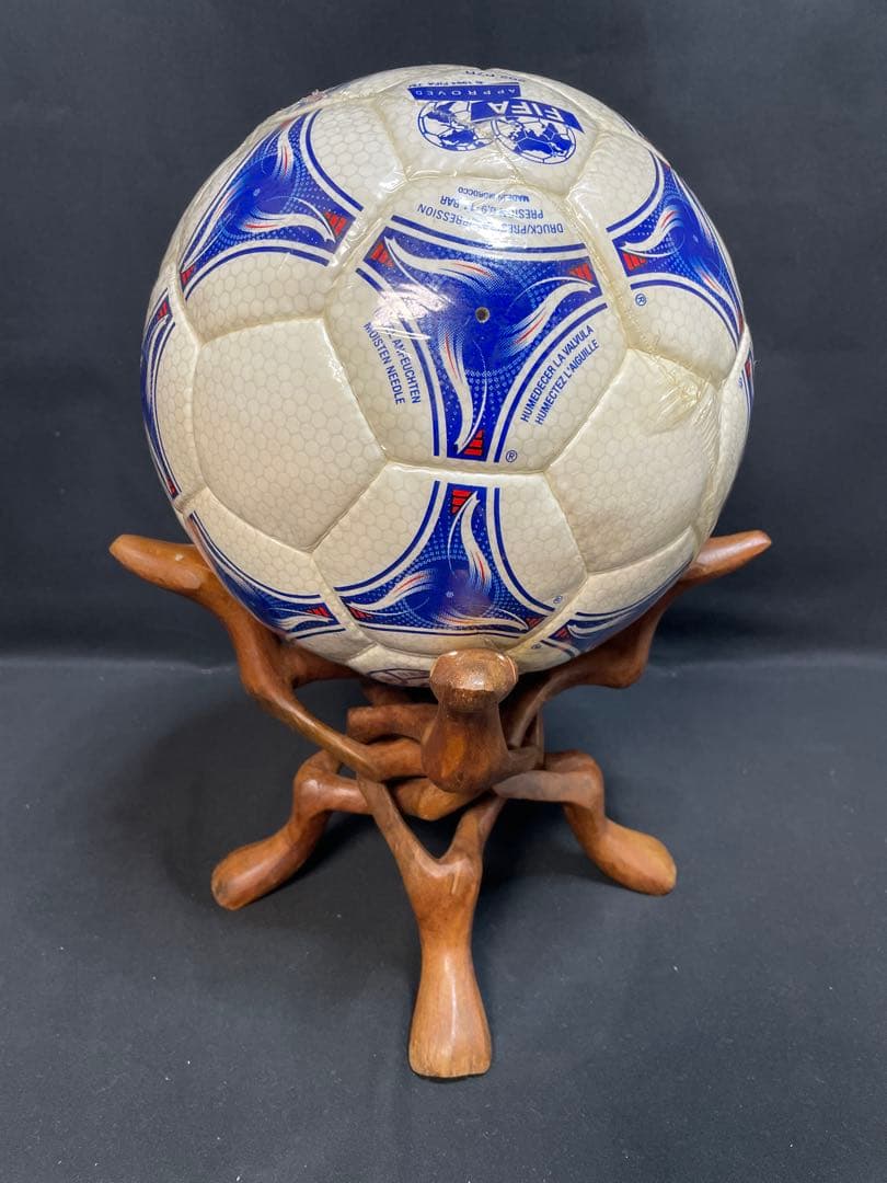 FIFAワールドカップ1998フランス 公式試合球Adidas 1262