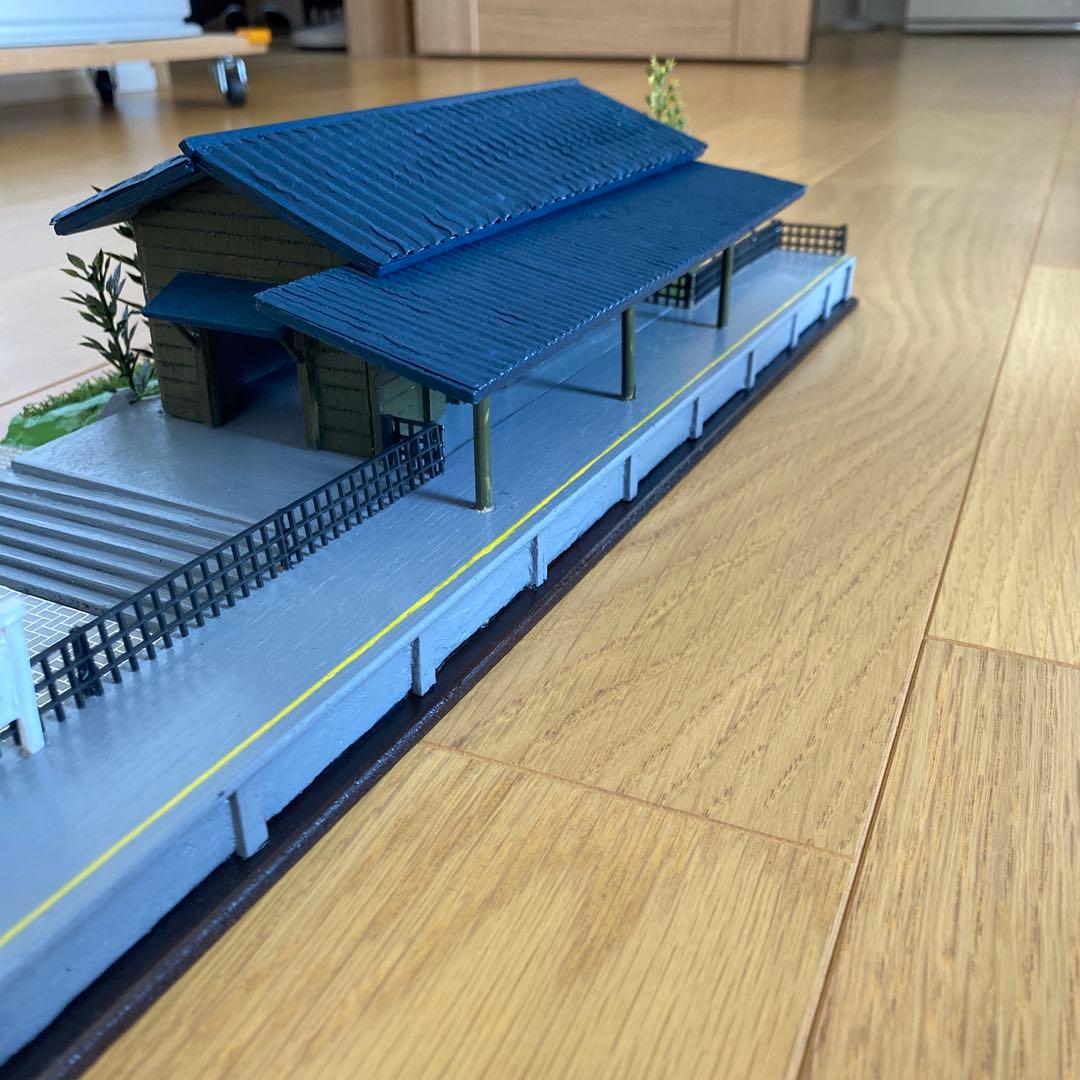 HOゲージ　ローカル駅と駅前ジオラマセット