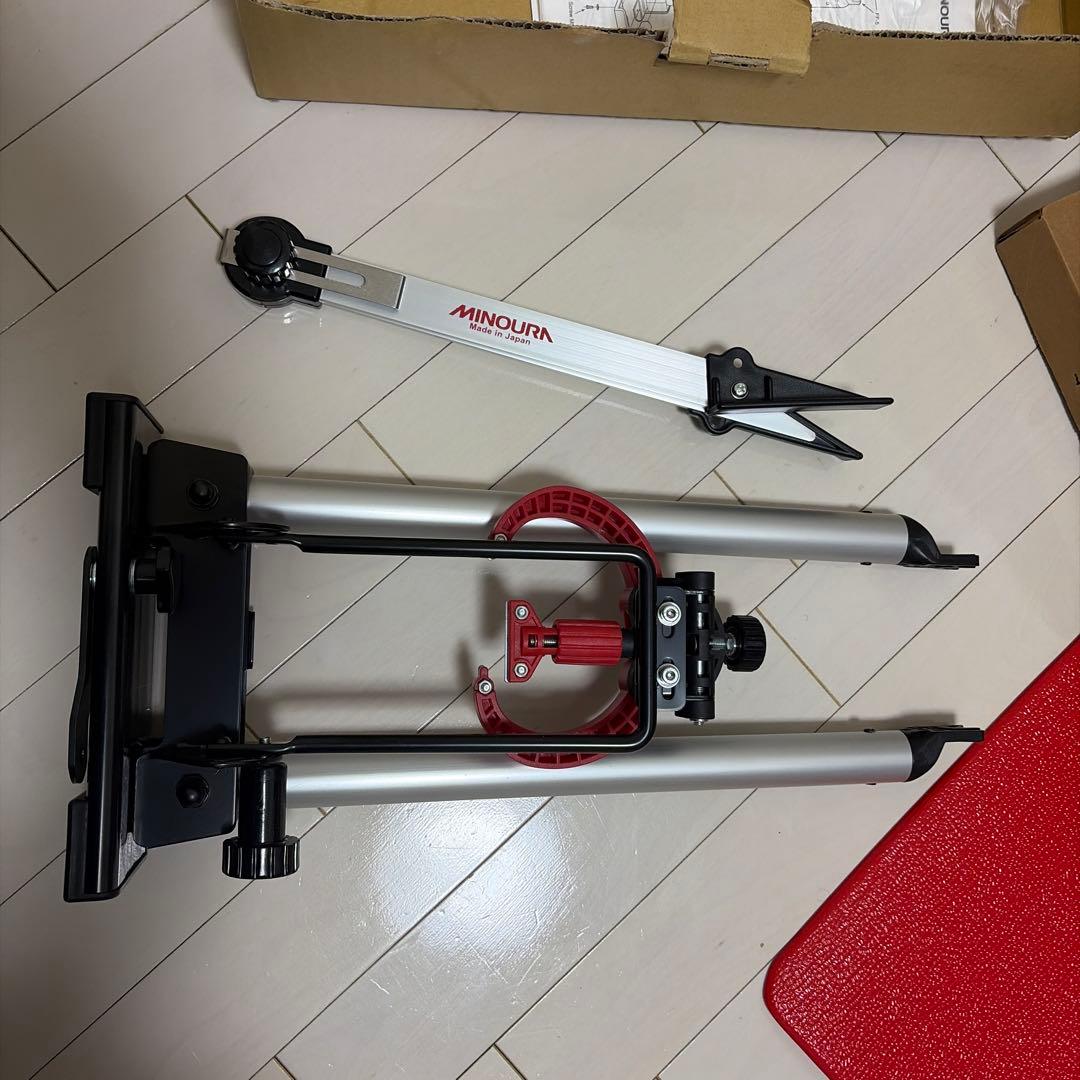 MINOURA メンテナンススタンド アルミ製➕センターゲージ