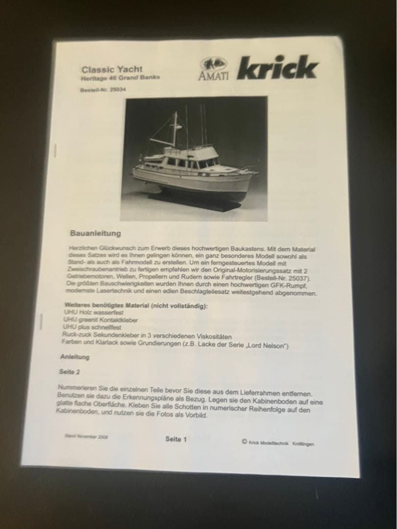 Grand Banks Model クラシックヨット 1:20スケール