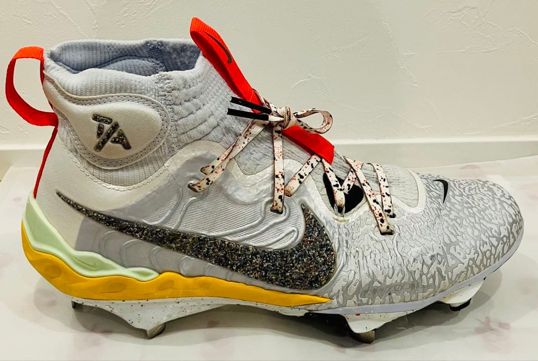 【美品】ナイキ 野球スパイク アルファハラチNXT ティムアンダーソンモデル