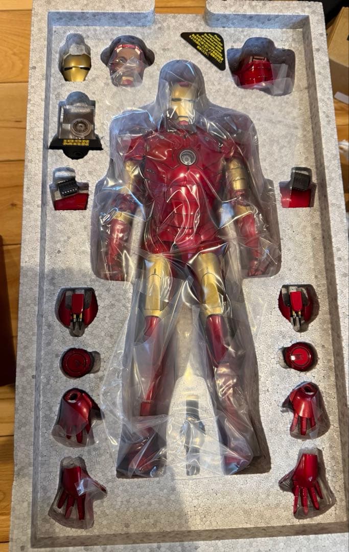 【未使用】ホットトイズ アイアンマン マーク3 スペシャルエディション