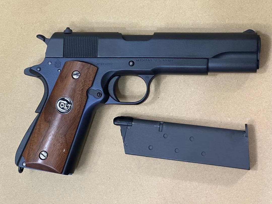東京マルイ M1911A1 リペイント 全塗装カスタム品 戌神ころね 猫又おかゆ