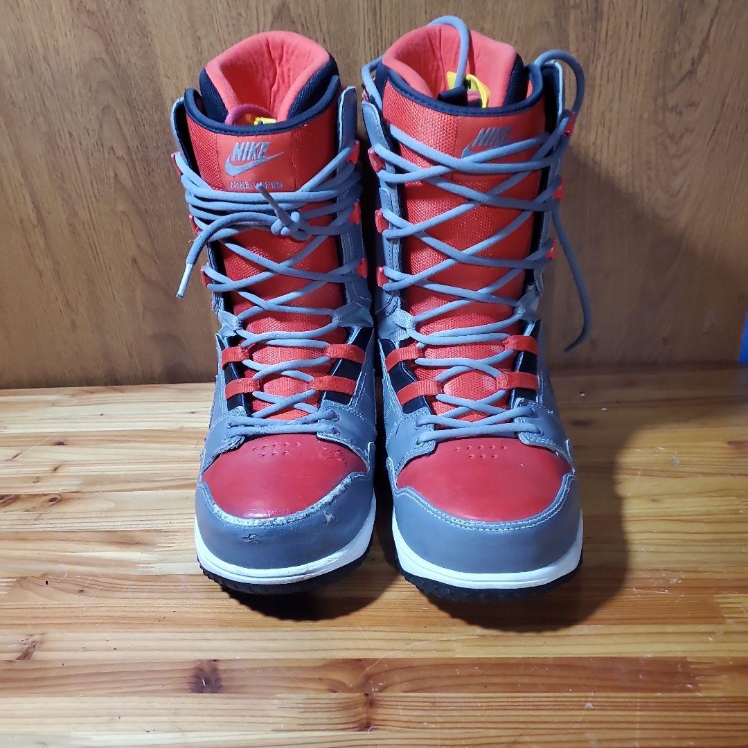 NIKE スノーボードブーツ 26.5cm! 26153