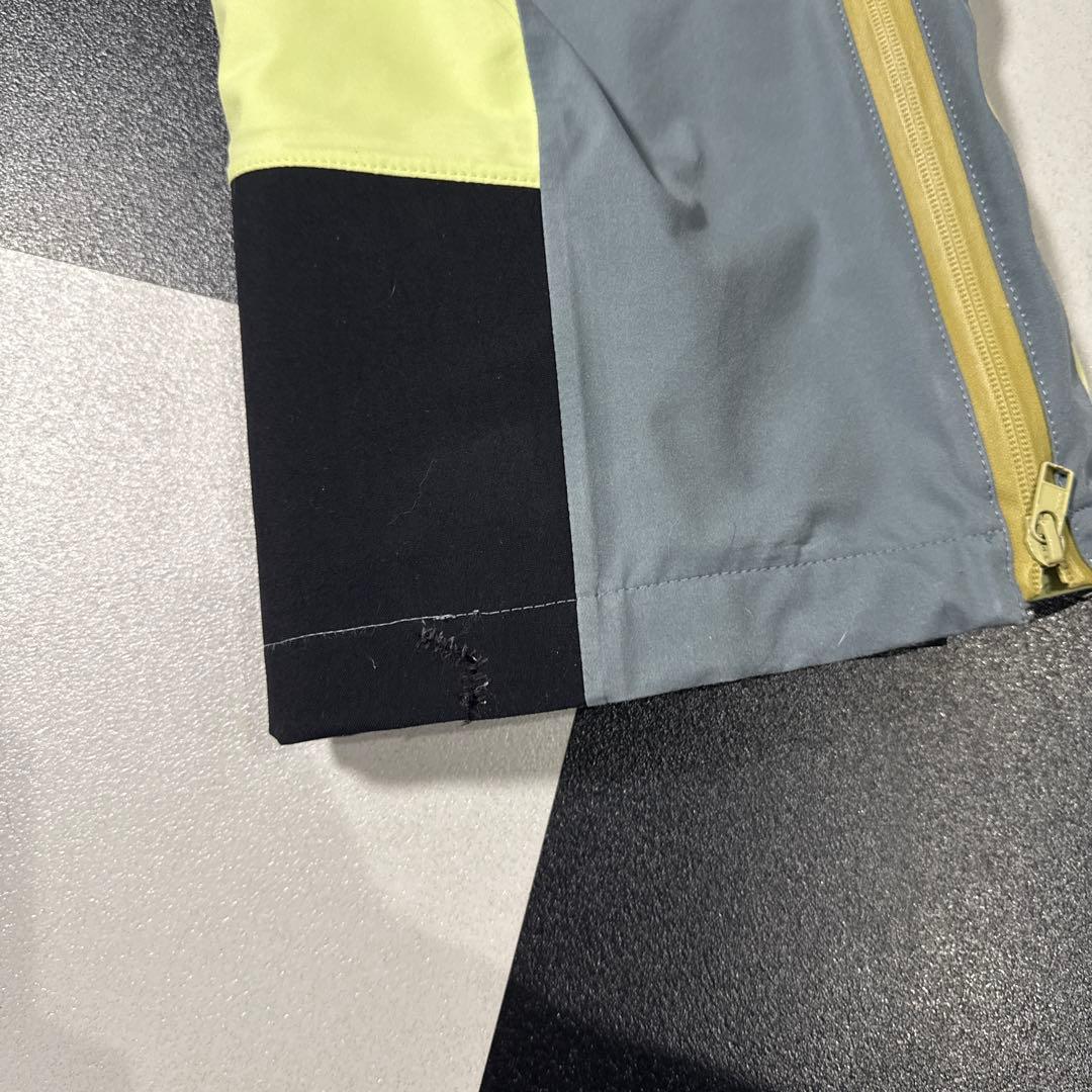 本日限定値下げ　デサント　チームデサントBチーム　サイズO(XL)