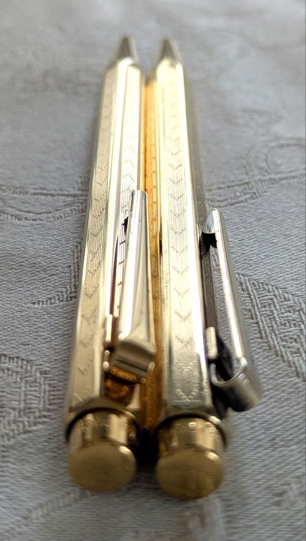 【専用】CARAN D'ACHE エクリドール ボールペン２本