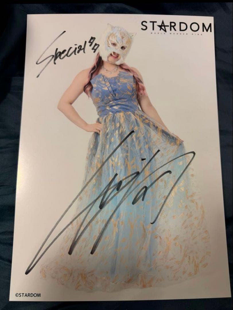 女子プロレス　スターダム　スターライト・キッド　ペンライト　SLK