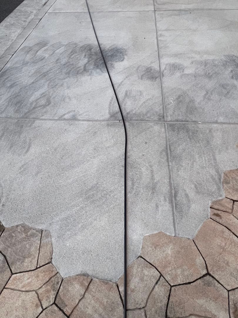 ネルデザインワークス　CAVE(ポール付き)