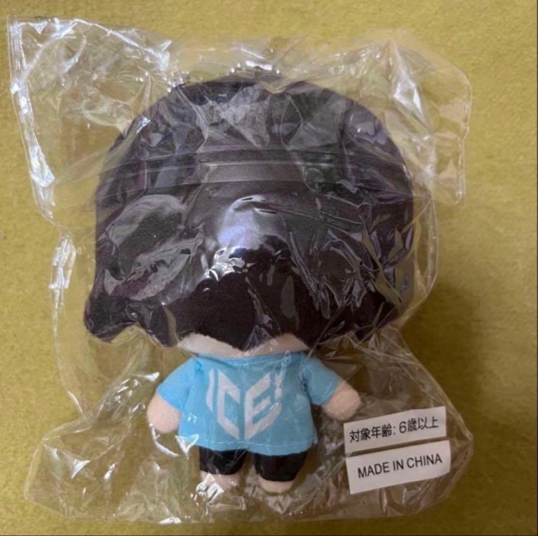 志賀李玖、ICEx、ぬい、マスコット