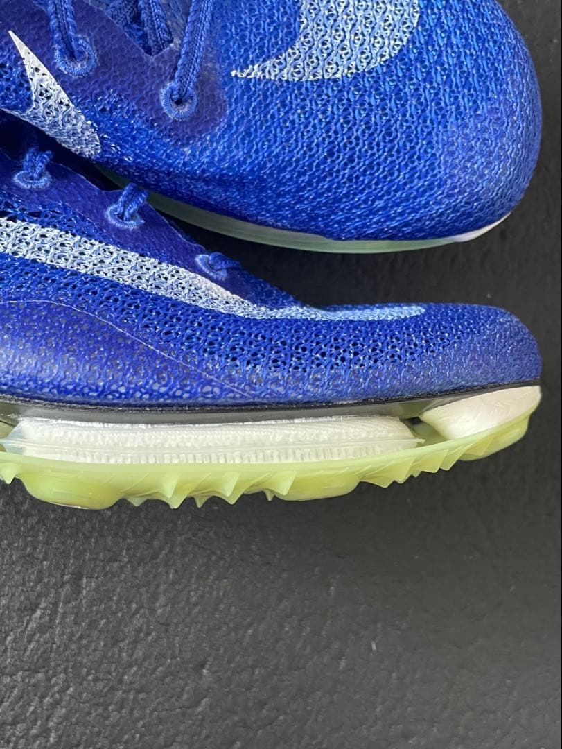 ナイキ中長距離用スパイクエアズーム　ビクトリー28cm美品