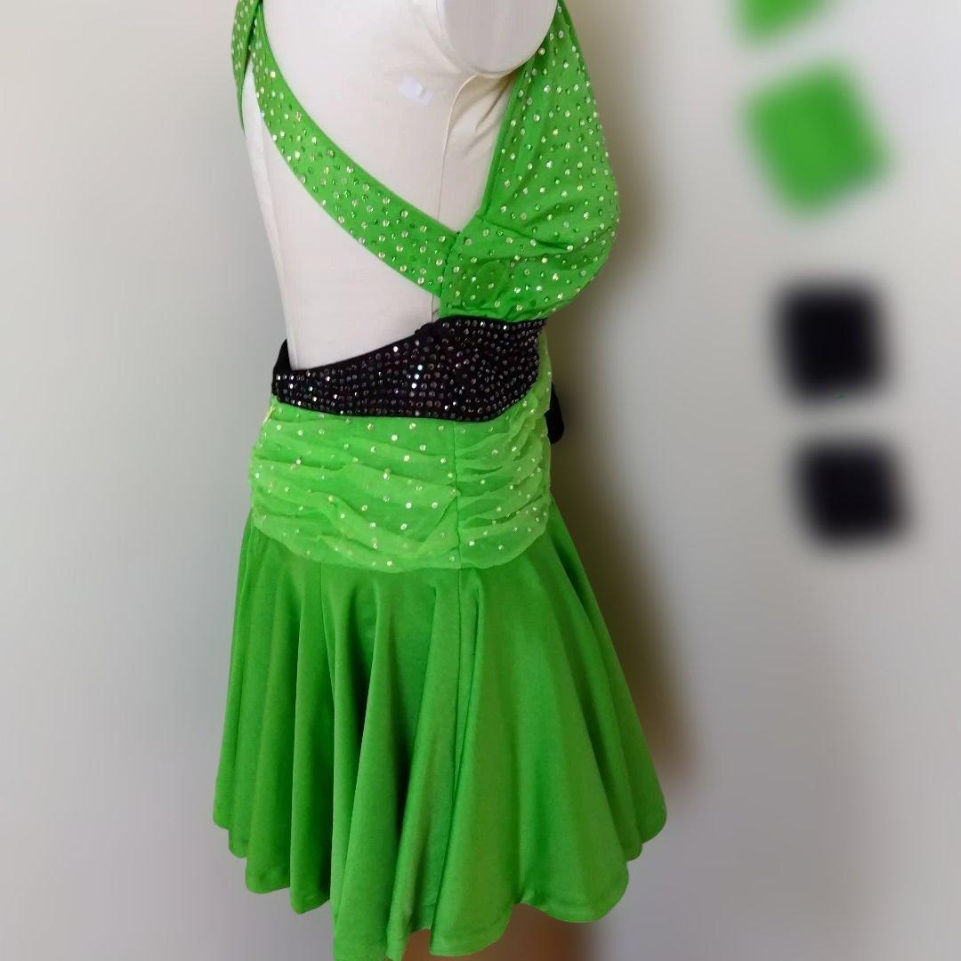 ダンス衣装　スパンコール　グリーン＆黒
