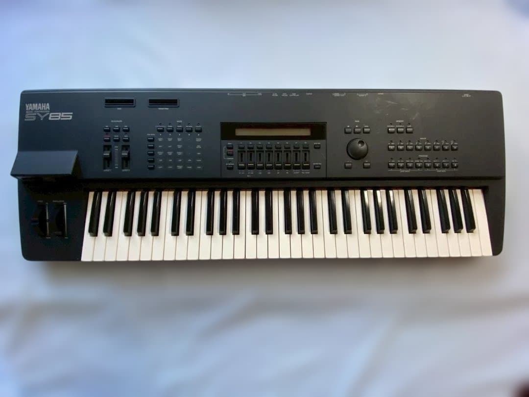 YAMAHA ヤマハ SY85 シンセサイザー 61鍵盤
