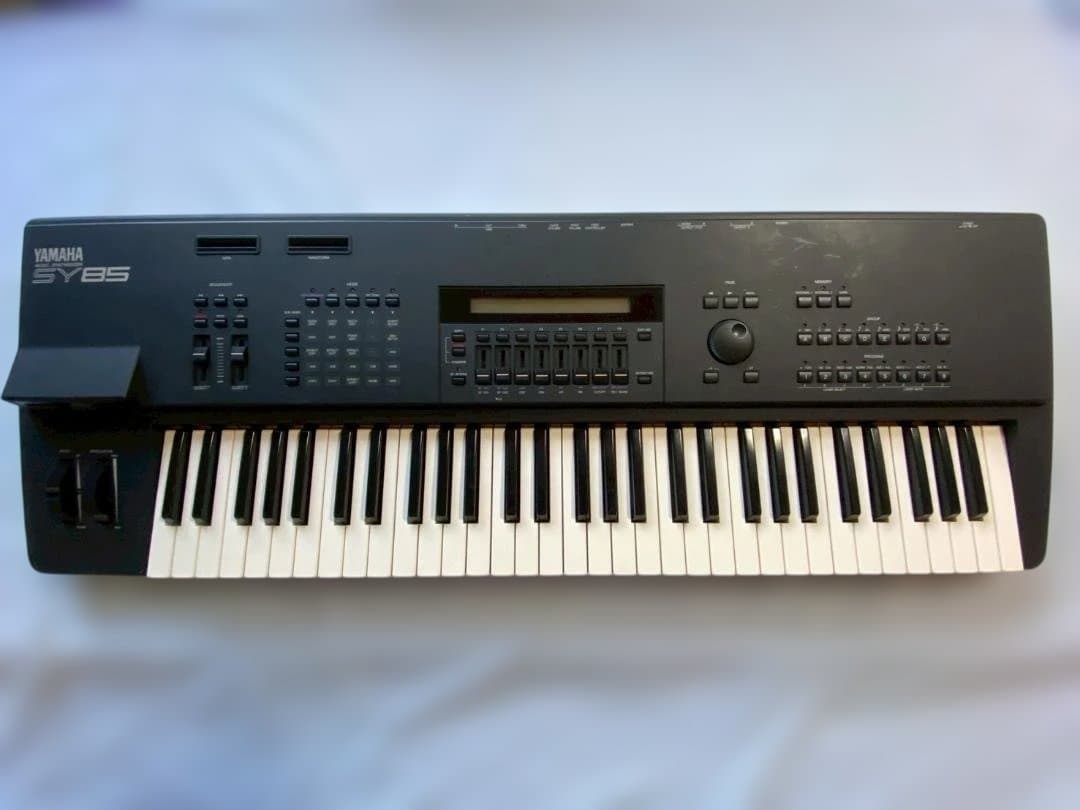 YAMAHA ヤマハ SY85 シンセサイザー 61鍵盤