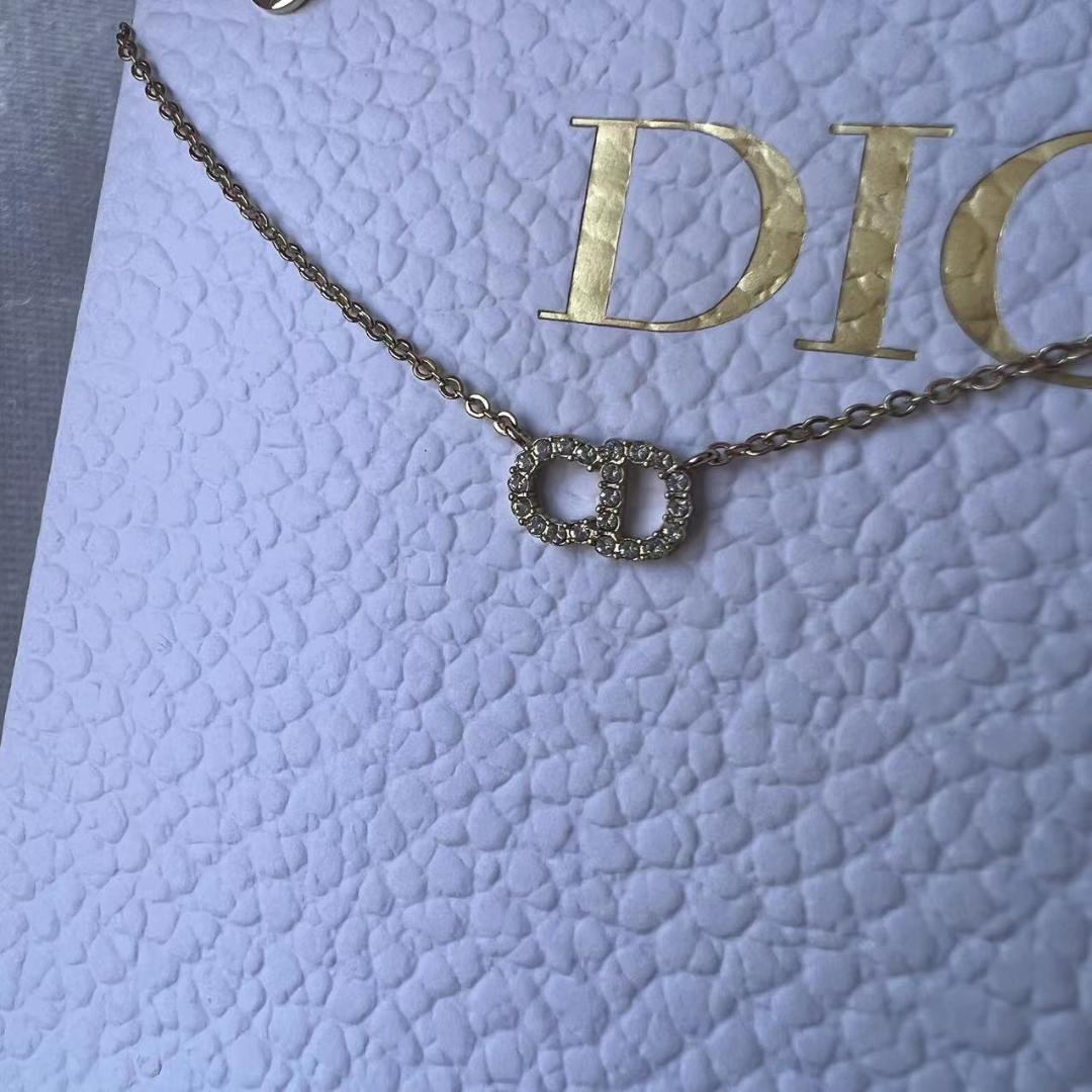 CDロゴ アルファベット ネックレス ゴールド