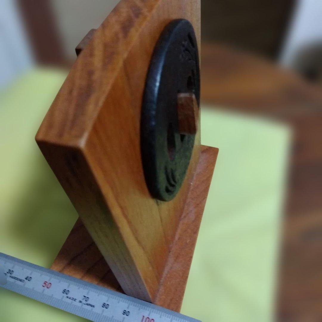 [再値下げ]　鍔:鉄地　花卉紋すかし　楕円形　無銘