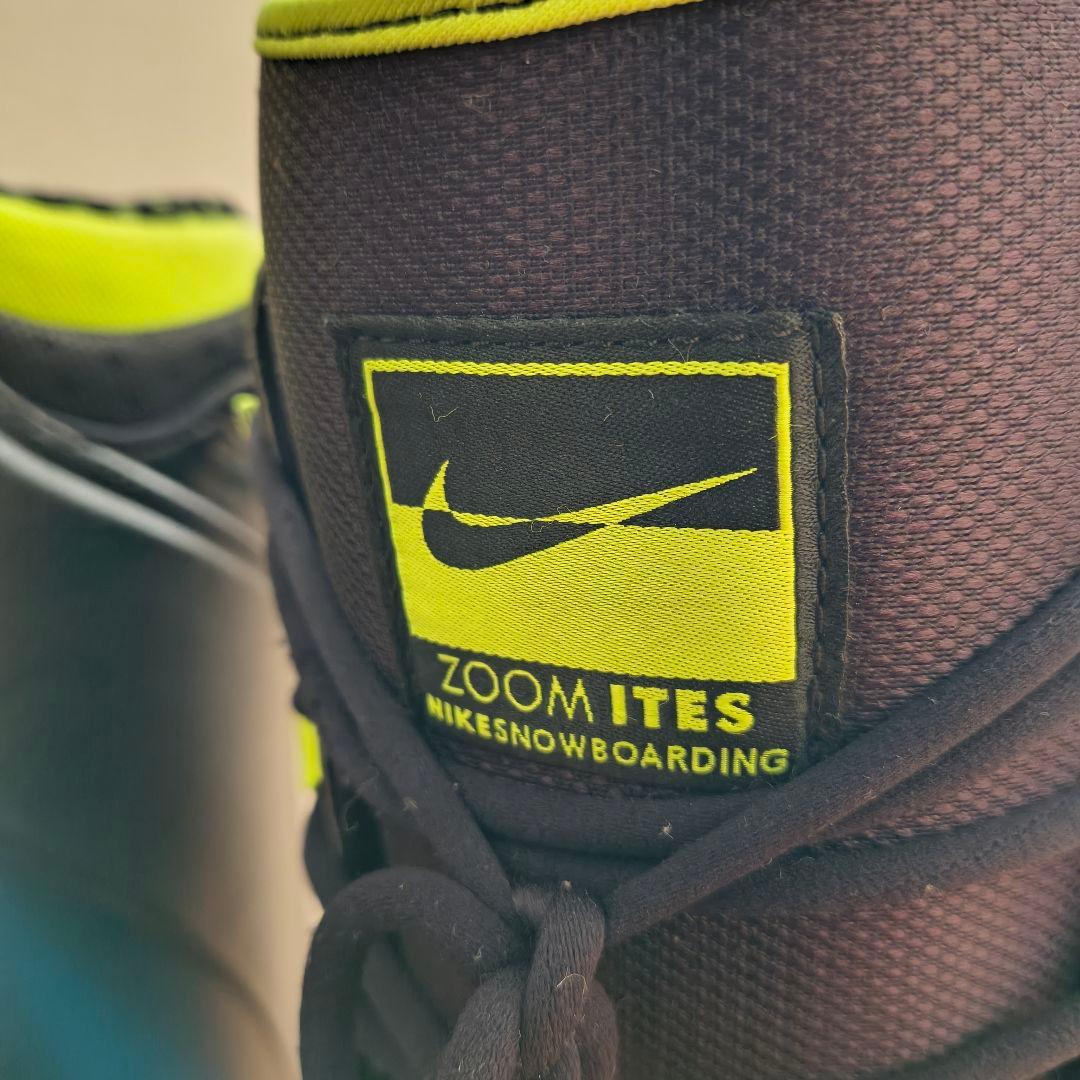 Nike スノーボードブーツ 黒/蛍光イエロー