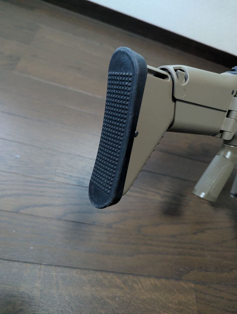 東京マルイ　次世代電動ガン　SCAR-H FDE