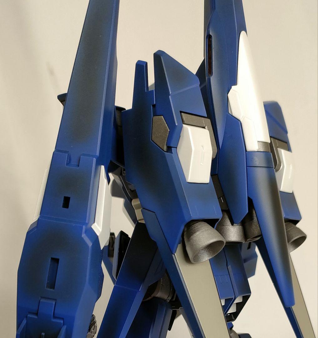 ガンプラ 塗装済完成品 MG 1/100 RGZ-95 リゼル