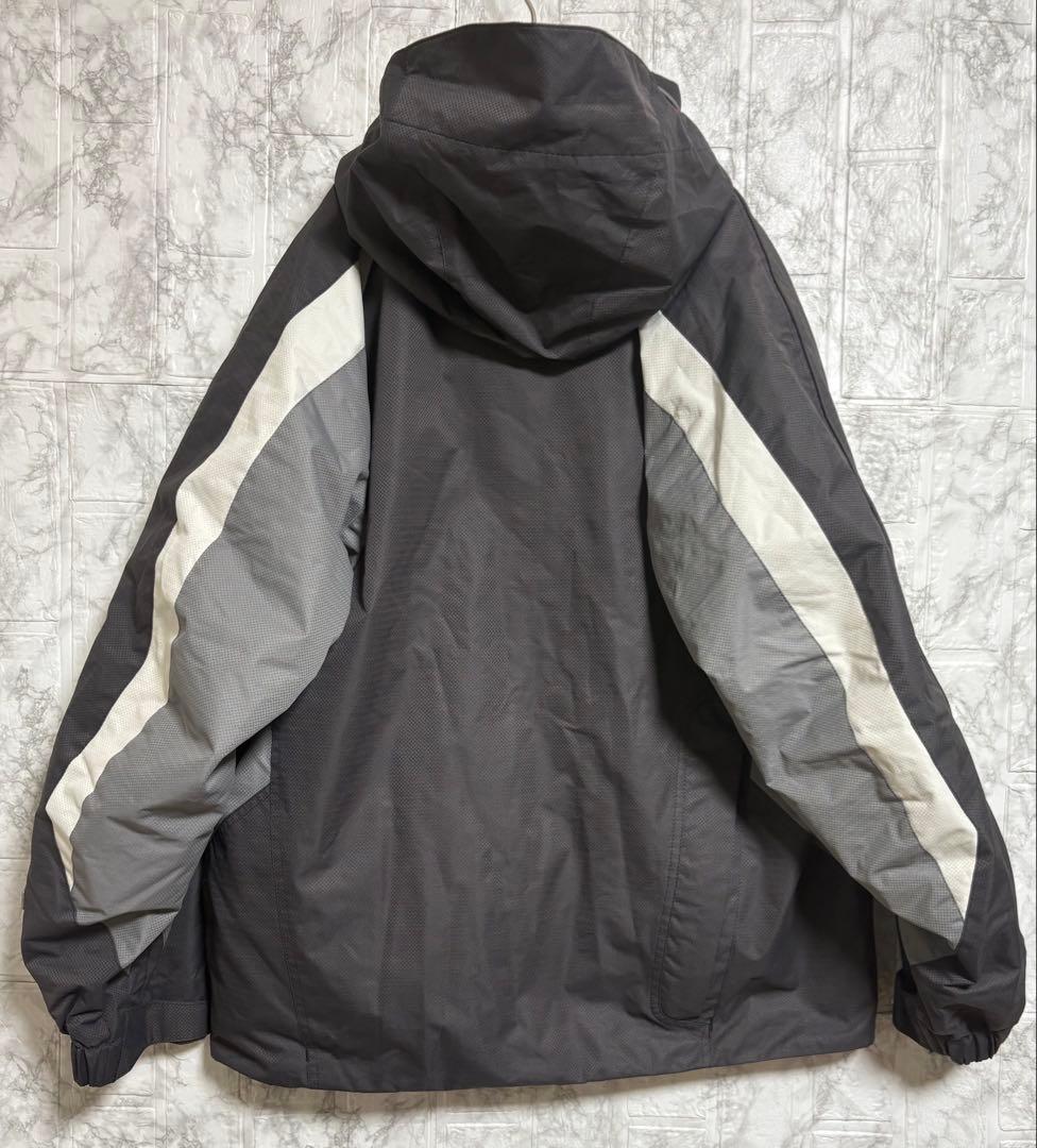 デサントDESCENT スキーウェア　スノボウェア<ダウンジャケット>メンズ　L