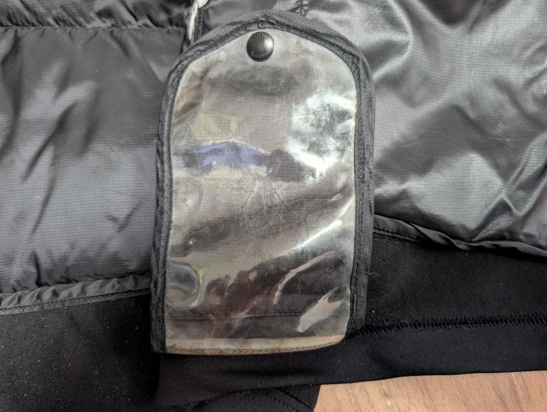 オガサカ.カタログ外.ハイブリッドダウンジャケット.ミドラー.デサント.サイズL