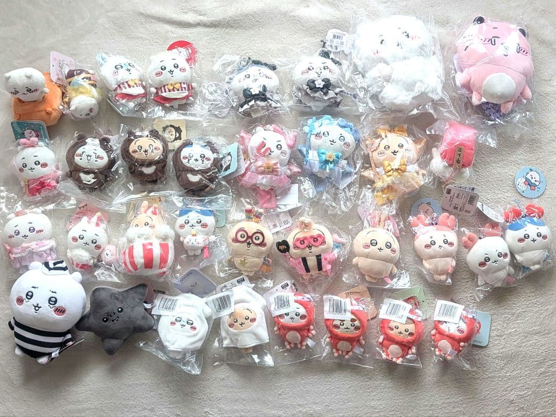 ちいかわ ♡ マスコット まとめ売り ぬいぐるみ 34体セット ！
