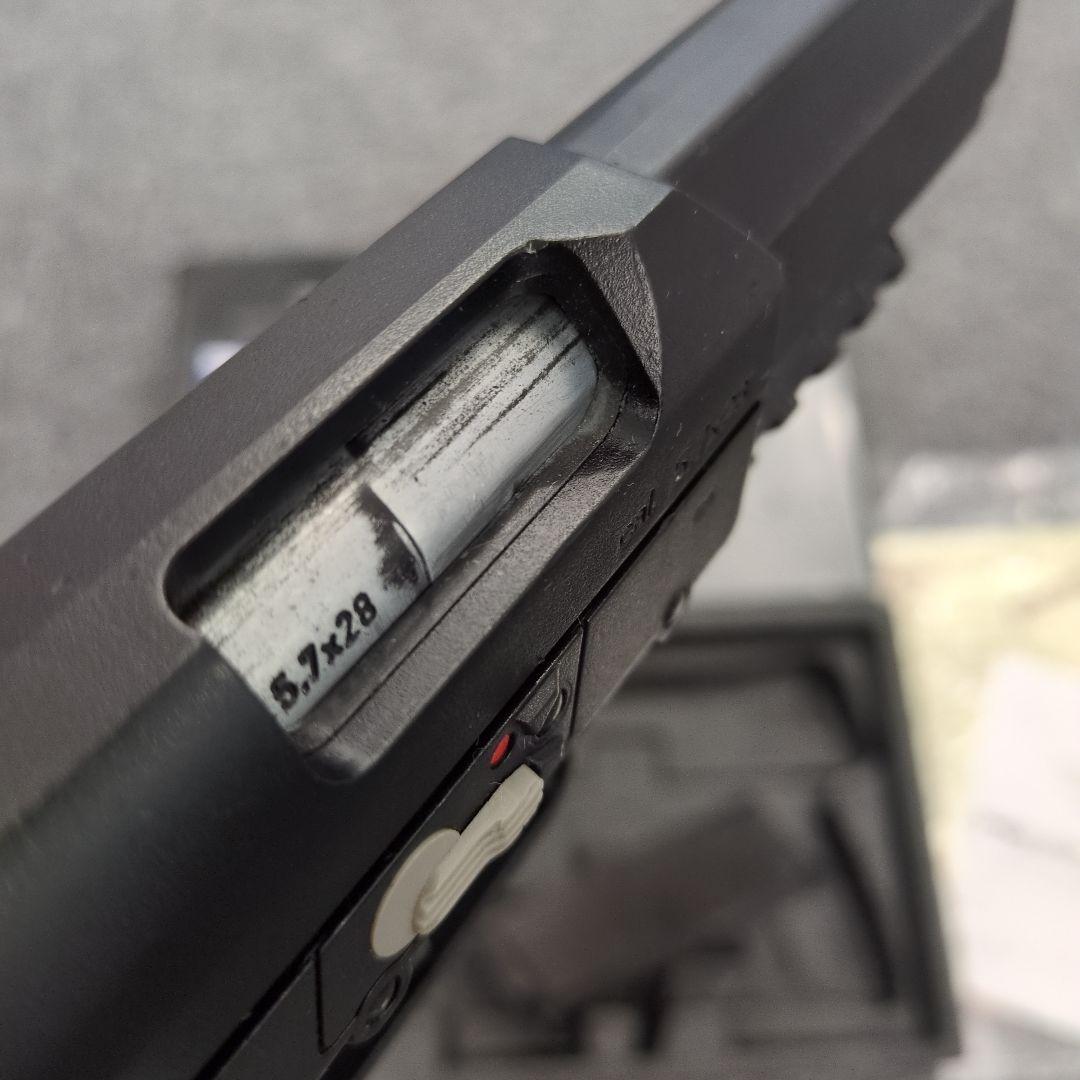 fn57　ガスガン　ガスブロ