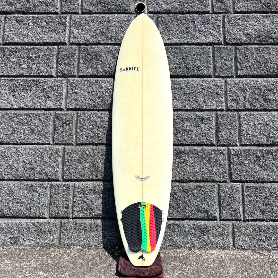 美品　サーフボード　6’10ft ファンボード　めちゃ乗りやすい　GABDIFF