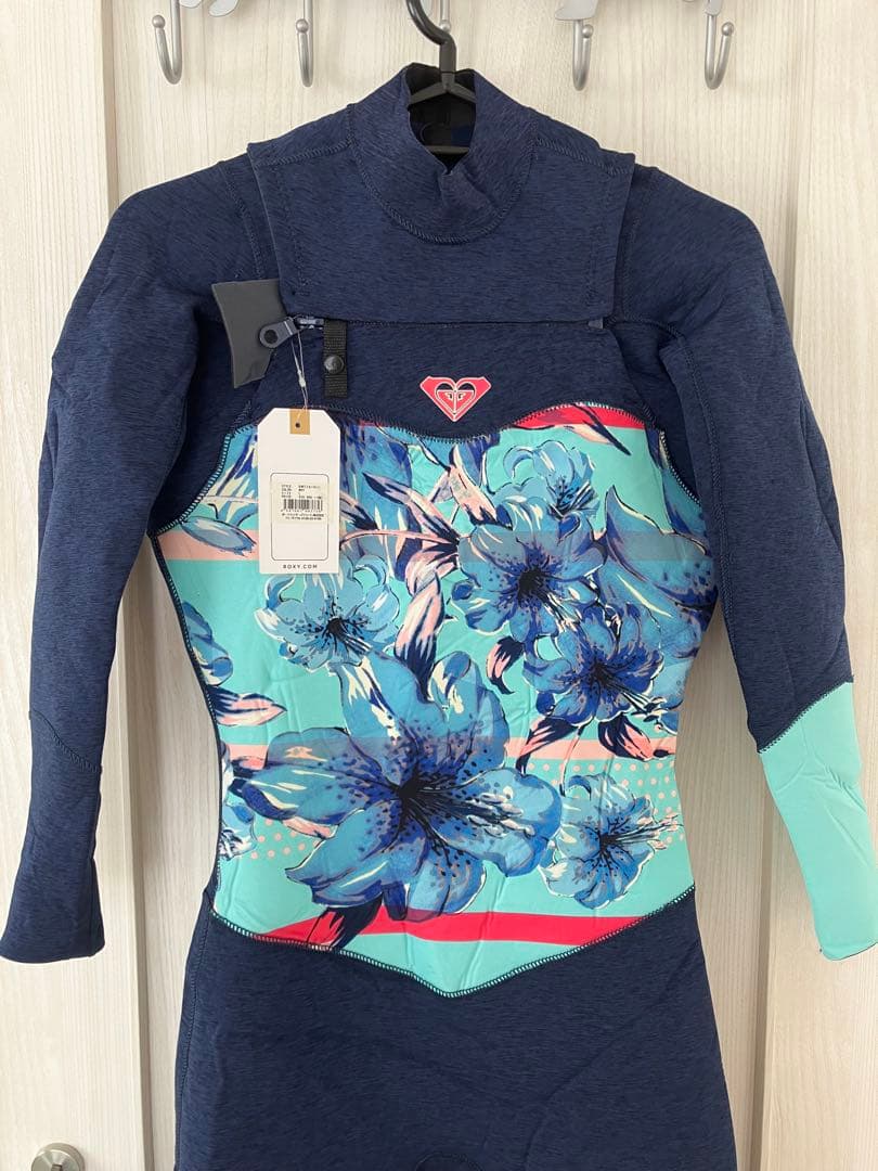 ROXY フラワープリント 3.2mm フルスーツ Lサイズ