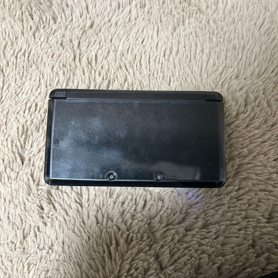 ニンテンドー3DS 充電器、カセット付き