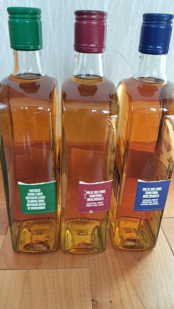 BUSKER アイリッシュウイスキー 3本セット　　　　(旧ラベル)