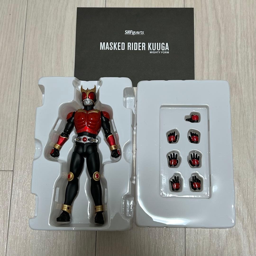 真骨彫製法　S.H.Figuarts 仮面ライダークウガ　マイティフォーム