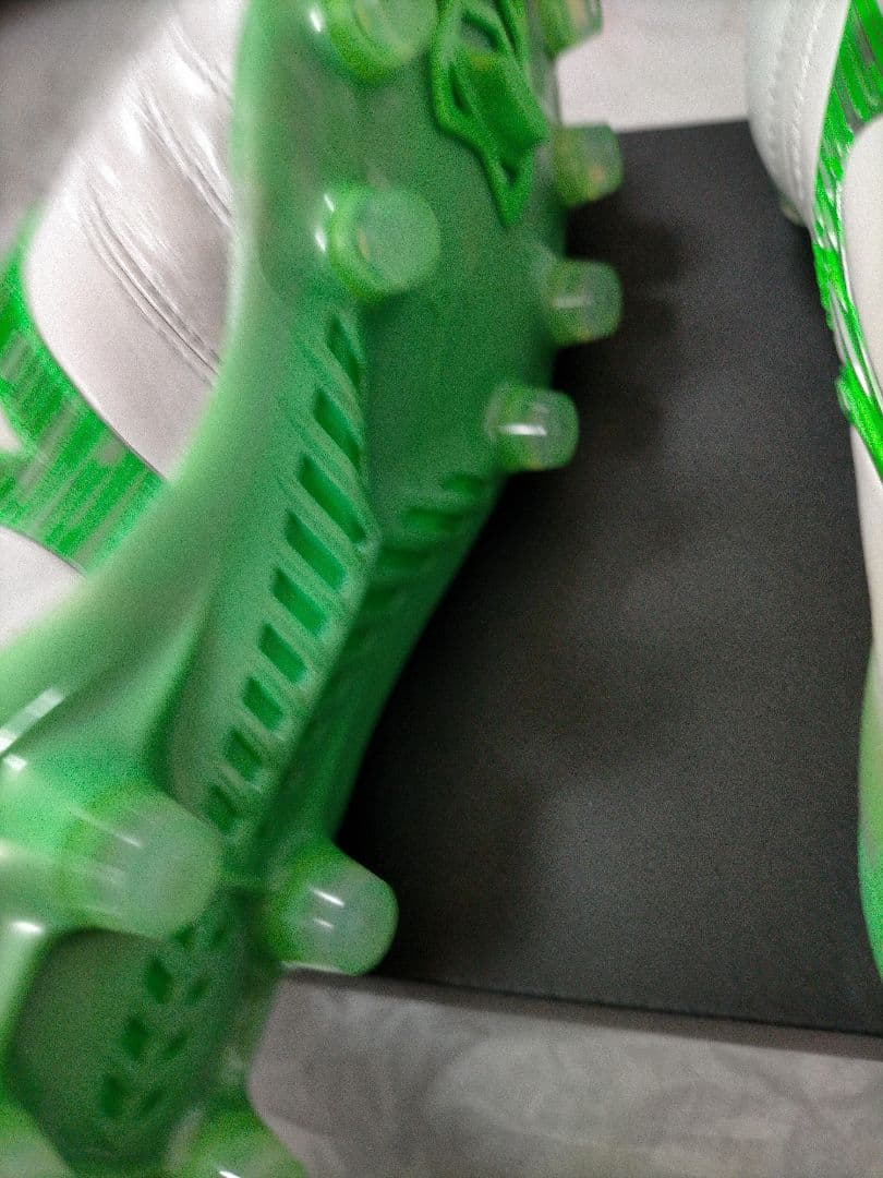 モレリア4 ミズノ　限定色 22センチ