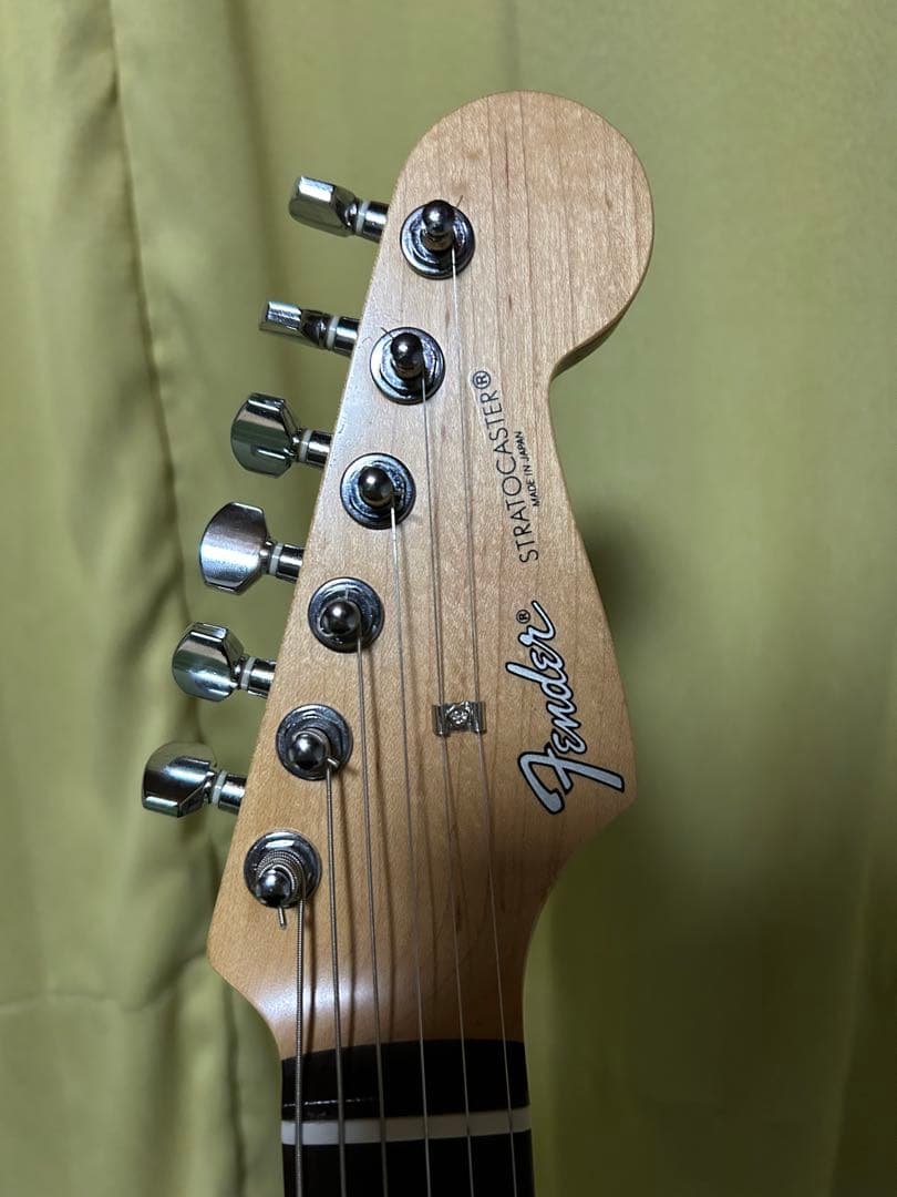 【Fender Japan】エレキギター　ストラトキャスター ソフトケース付き