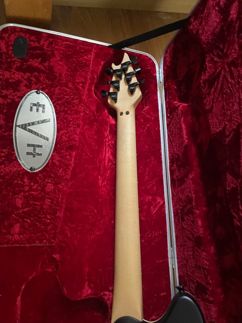 美品！EVH Wolfgang USA Stealth Black ギブソン