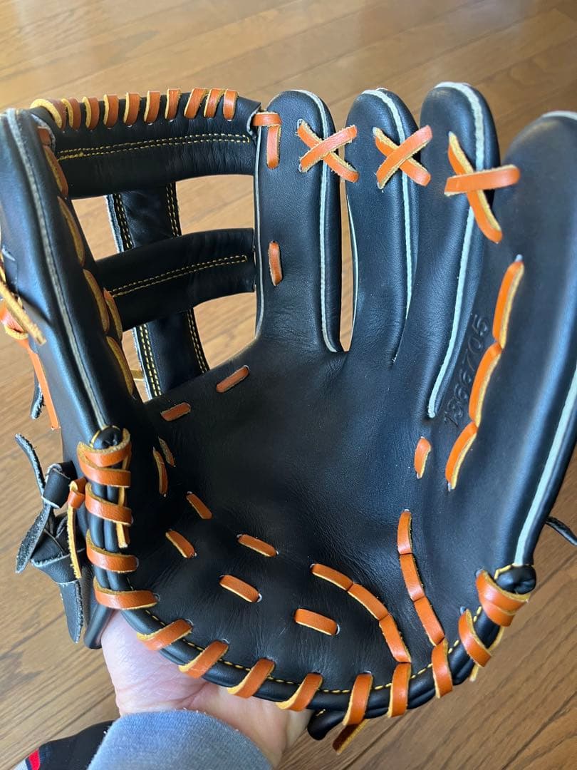 【美品】Under Armour 野球グローブ 軟式