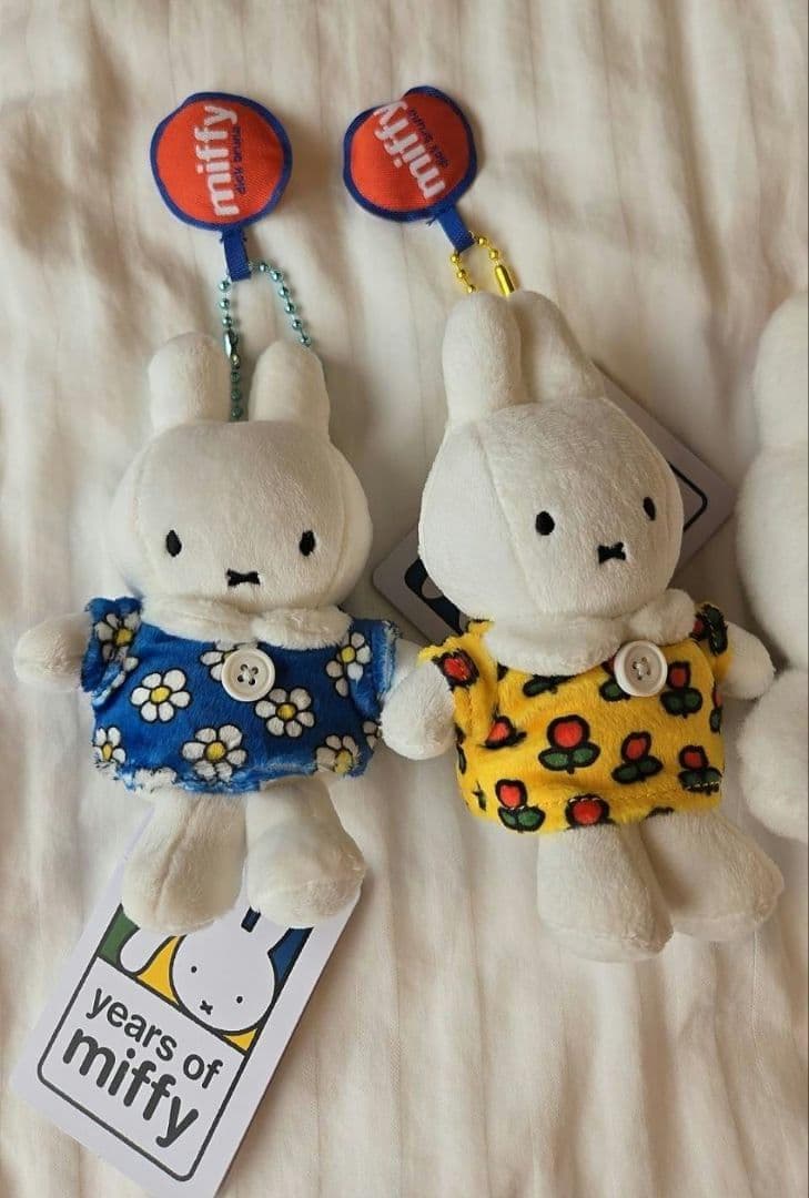 【新品】ミッフィー70周年 タイ ぬいぐるみキーチェーン 4体