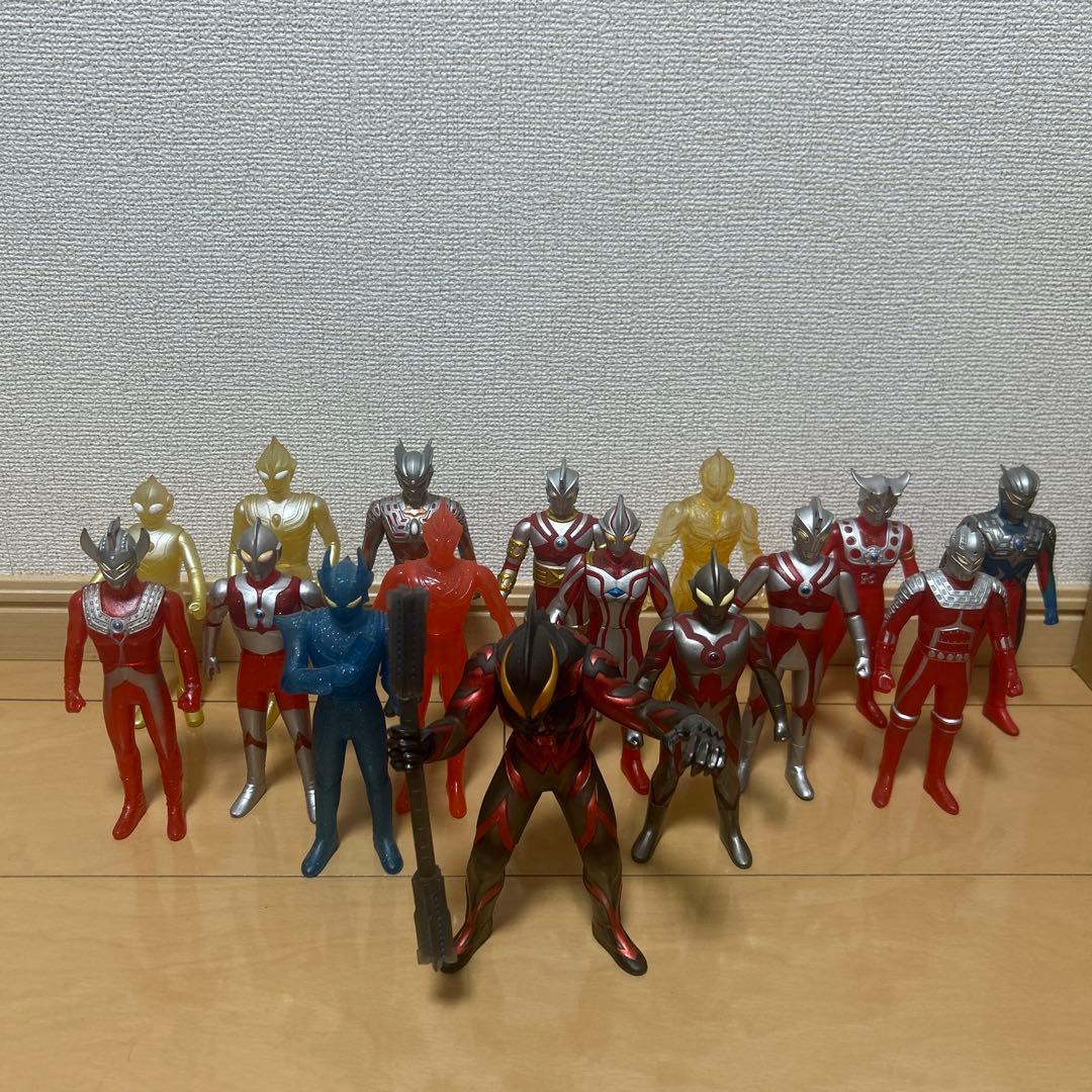 ウルトラマン限定ソフビセット16体セット
