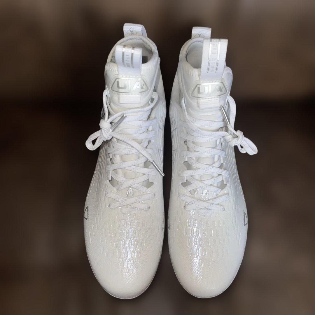 アンダーアーマー スポットライトMC フットボール　スパイク　メンズ