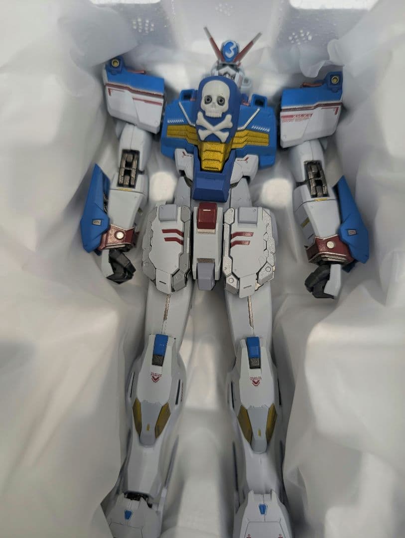 メタルビルド。クロスボーンガンダムX3。