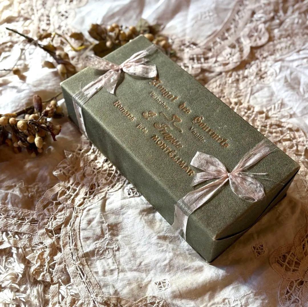 ★SALE★フランス　アンティーク　お菓子箱　プレゼンテーションボックス